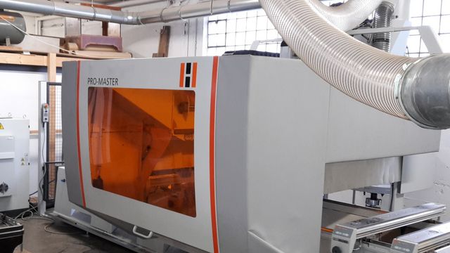 Expériences de la menuiserie Matt avec la Pro-Master 5 axes CNC HOLZHER