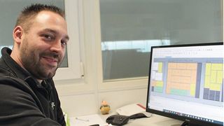 Referenzkunde Suppelt mit 5-Achs Nesting CNC Bearbeitungszentrum Dynestic 7535 - Bilder: Manfred Maier, BM Referenzkunde Suppelt mit 5-Achs Nesting CNC Bearbeitungszentrum Dynestic 7535 - Bilder: Manfred Maier, BM