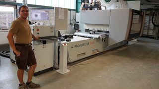 Bonne expérience avec la machine CNC HOLZ-HER PROMASTER 7125 et la machine à plaquer les chants Auriga 1308