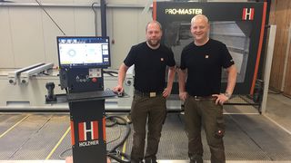 Holzher Referenzkunde Schreinerei Keuper mit CNC Evolution und 5-Achs Pro-Master, Kantenanleimmaschine Streamer und Plattensäge Sector