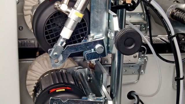 Schwabbelaggregat für die Holzher Lumina Industry Serie Polieren, bis es glänzt - Schwabbeln für Holzher Kantenanleimmaschinen