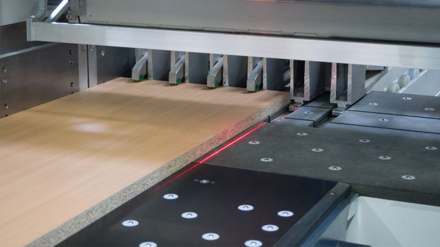 Laserunterstütztes Anzeigesystem für fehlerfreie Teile-Identifizierung Laserunterstütztes Anzeigesystem für fehlerfreie Teile-Identifizierung