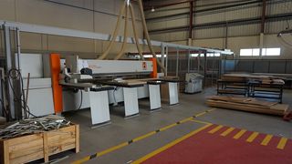 Client HOLZ-HER satisfait : scie à panneaux horizontale, solution de stockage, usinage CNC, Nesting