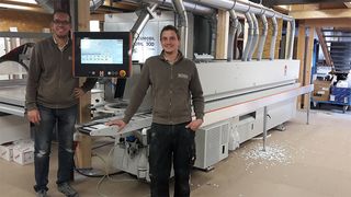 Treuer HOLZHER Kunde Kobe aus Reutlingen mit LUMINA 1380 Kantenanleimmaschine